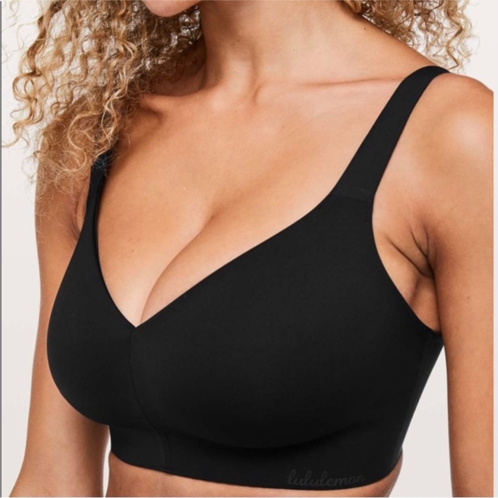 lululemon athletica Nothing Like Black Bra size 34b